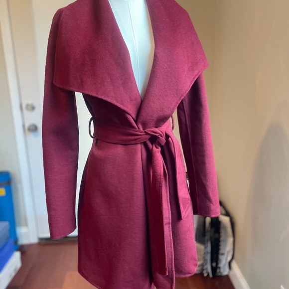 T TAHARI Ella Shawl Collar Wool-Blend Wrap Coat Burgundy Sz XS - Picture 1 of 11